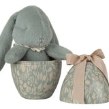 בובת ארנבונית בביצה מעוטרת – מנטה - Easter egg