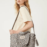 Petit sac à langer - rivedroite - Mini Darcy Léopard Beige Sable