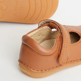 נעל צעד ראשון - TAN